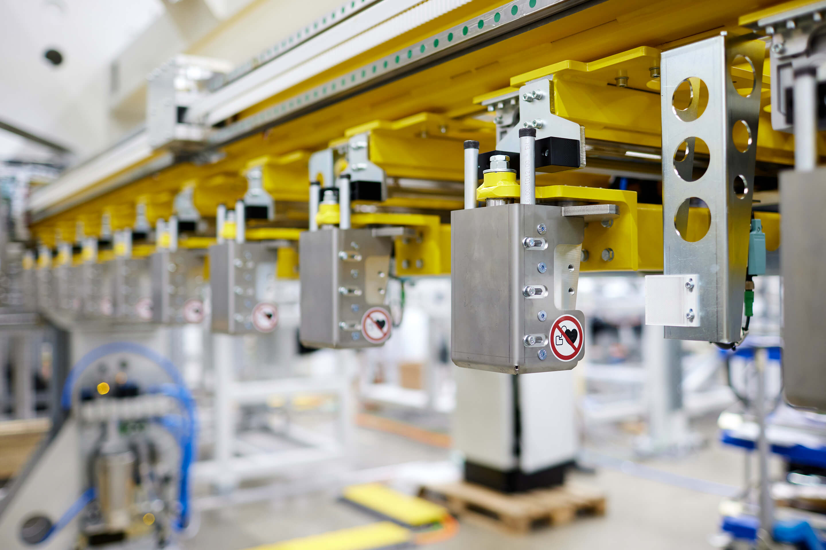 Front of Line Automation: Automatische Spreizstation